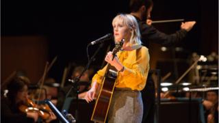 Laura Marling with the BBC Scottish Symphony Orchestra at the Opening Concert (Credit Alan McAteer)