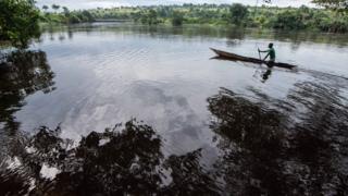 pirogue rdc