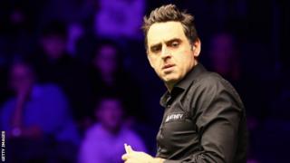 Welsh Open: Ronnie O'Sullivan eases into quarter finals - BBC Sport