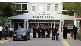 Diyarbakır adliyesi