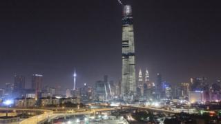 1MDB được lập để thúc đẩy nền kinh tế của Malaysia thông qua các khoản đầu tư chiến lược.