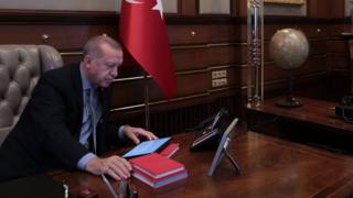 President Recep Tayyip Erdogan in his office on 9 October, the day Donald Trump's letter was sent