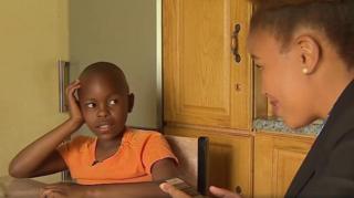 Sibahle Zwane, es un niño sudafricano de diez años que se ha hecho famoso en las redes sociales resolviendo complicadas operaciones aritméticas