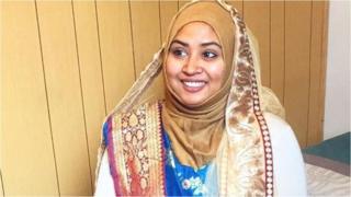 ফেসবুক স্ট্যাটাসের মাধ্যমে কমিউনিটির মসজিদে নারীদের ক্ষেত্রে বৈষম্যের কথা তুলে ধরেছেন জাবিন আহমেদ রুহি