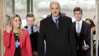 Syrian government delegation arrives at the UN headquarters in Geneva for a meeting with Staffan de Mistura (1 February 2016)