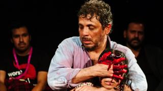 Producción de "Mendoza" en el Southwark Playhouse, Londres (Foto: Alex Brenner / CASA Festival)