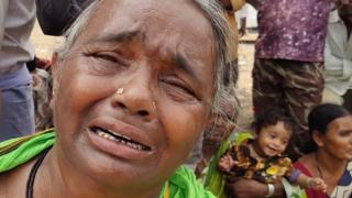 రోడ్డు ప్రమాద మృతుడి తల్లి