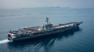 Carl Vinson savaş gemisi