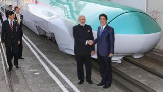प्रधानमंत्री नरेंद्र मोदी और शिंज़ो अबे