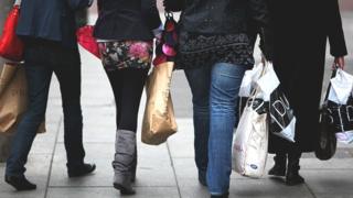 Shoppers in Glasgow