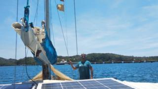 “Estoy a 20 metros de la playa y no la puedo tocar. Se me ha olvidado hasta caminar; es una situación espantosa”, dice Escalante.