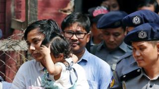 ရိုက်တာသတင်းထောက် ကိုဝလုံးနဲ့ ကိုကျော်စိုးဦး