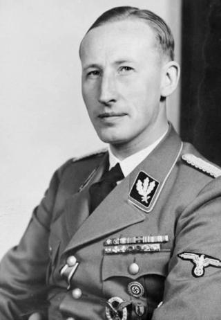 Reinhard Heydrich, o oficial nazista que concebeu a operação Reinhard, de extermínio sistemático dos judeus.