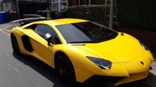Lamborghini Aventador