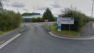 Ysgol