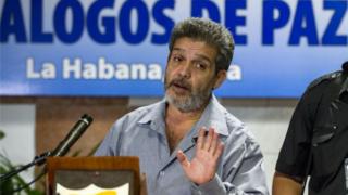 Marcos León Calarcá fue representante de las FARC en México, y uno de los negociadores de la paz con el gobierno de Colombia.