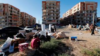 Selon une estimation officielle, 15 500 logements ont été détruits.