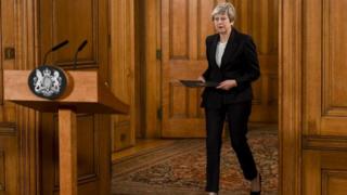 Theresa May, la Première ministre britannique va négocier une prolongation du Brexit à Bruxelles.