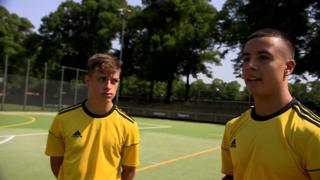 İki Türkiye kökenli Alman genç futbolcu