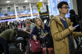 Gatwick aeroportu - 20 dekabr 2018.