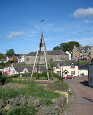 The centre of Leadhills is 395m above mean sea level