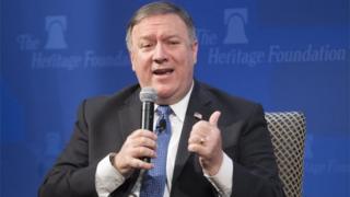 مایک پومپئو ایران را تهدید کرد که اگر شروط دوازدهگانه آمریکا را نپذیرد "شدیدترین تحریمهای تاریخ" علیه آن کشور وضع خواهد شد