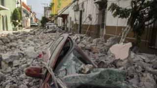 Una calle de México después del terremoto.