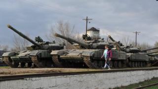 Украинские танки в Крыму в 2014 году