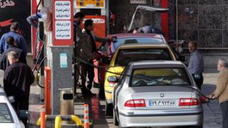سخنگوی کمیسیون تلفیق ایران میگوید قیمت بنزین در ایران سال آینده افزایش نمییابد