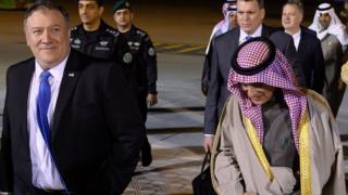 Mr Pompeo oo wadahadallo u jooga Riyadh.