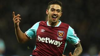 Kungo wa kati wa Argentina na West Ham Manuel Lanzini,