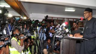 Shugaba Buhari na ganawa da Manema labaran