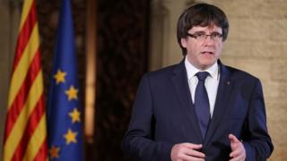 Katalonya Özerk Yönetimi Başkanı Carles Puigdemont