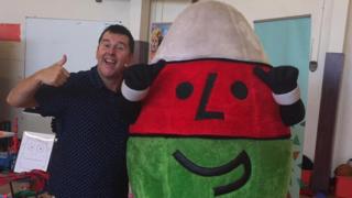 Martyn Geraint a Mr Urdd