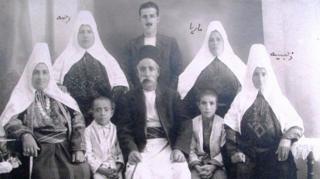 Família Ananía