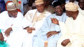 Yakubu Dogara, Bukola Saraki, Goodluck Jonathan, ati Olusegun Obasanjo