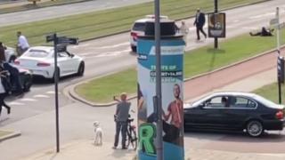Hollanda'da düğün konvoyunda kavga