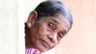 old, women, generation gap