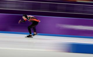 Ted-Jan Bloemen of Canada speeds around the Gangneung Oval
