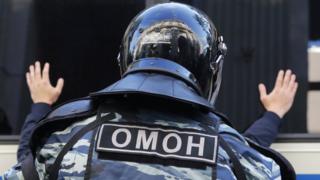 Сотрудник ОМОНа