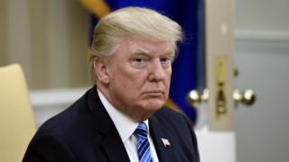 Perezida Trump yavuze ko uwo ari we wese wacuze umugambi wo kwica umunyamakuru Jamal Khashoggi "yagombye guhura n'akaga gakomeye"