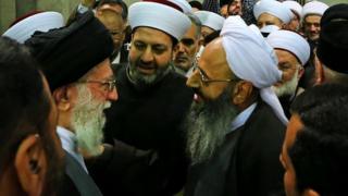 مولوی عبدالحمید و آیتالله خامنهای