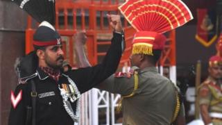 भारत और पाकिस्तान के सैनिक