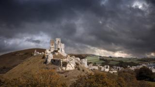 Развалины замка Корф