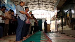 Majid di Depok