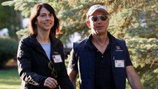 Jeff y MacKenzie Bezos.
