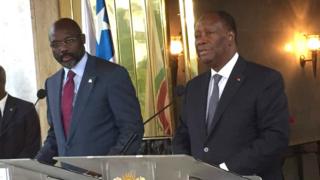 Les deux chefs d'Etat ont discuté de sécurité aux frontières, des réfugiés ivoiriens au Liberia, et de relance économique.