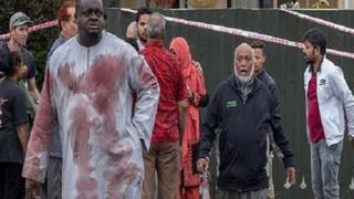 Lateef Alabi ati awọn eeyan miran