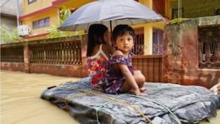 Children being evacuated to a shelter