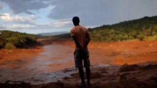 Voluntário de buscas em Brumadinho no dia 30 de janeiro de 2019
